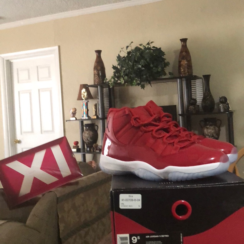 Air Jordan 11 Retro